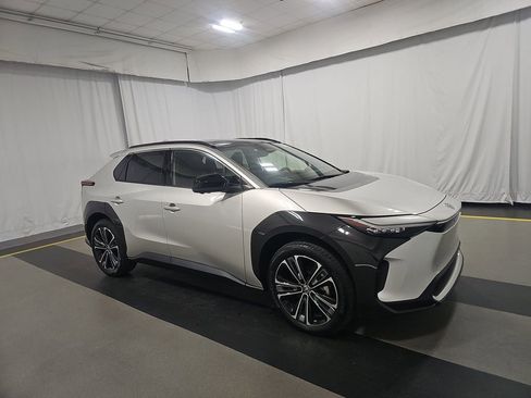 Used 2023 Toyota bZ4X Limited w/ Weather Package image 2