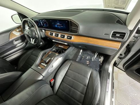 Used 2020 Mercedes-Benz GLS 450 4MATIC image 20