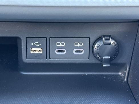 Used 2026 Toyota Highlander XLE AWD/4WD image 31
