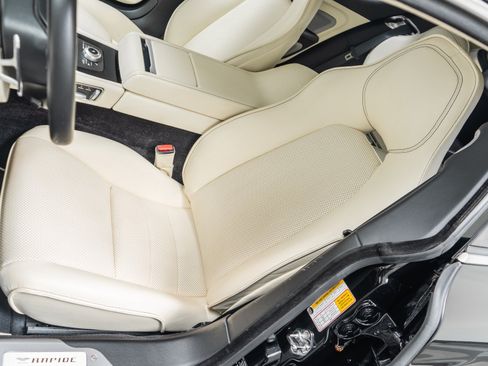 Used 2012 Aston Martin Rapide RWD image 24