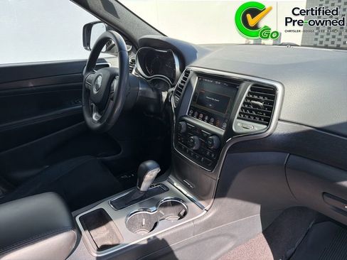 Certified 2018 Jeep Grand Cherokee Altitude RWD image 32