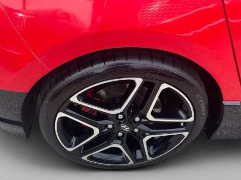 Used 2022 Hyundai Veloster N FWD image 7