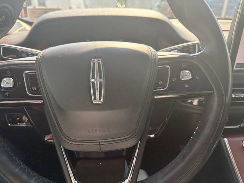 Used 2020 Lincoln Aviator Reserve w/ Equipment Group 202A AWD/4WD image 11