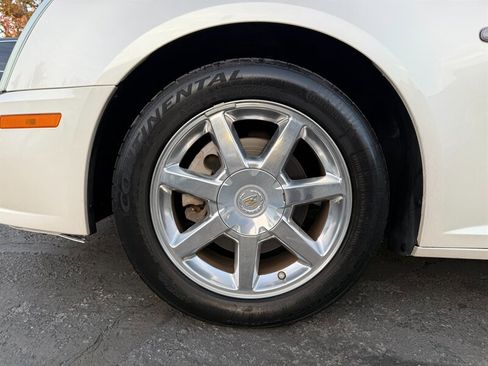 Used 2007 Cadillac STS w/ Preferred Equipment Group image 9