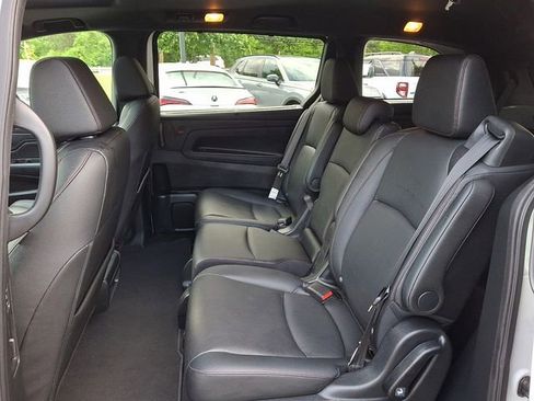 Certified 2023 Honda Odyssey Sport image 11