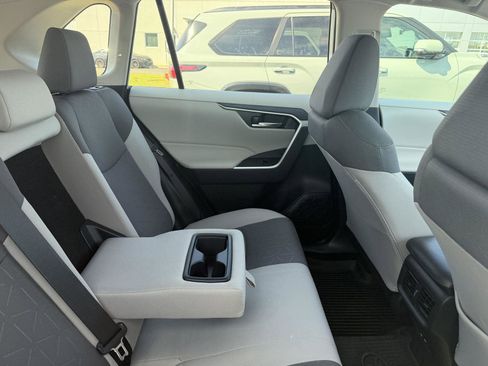Used 2024 Toyota RAV4 XLE w/ Convenience Package image 13