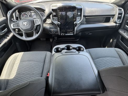 Used 2025 RAM 2500 Big Horn AWD/4WD image 24