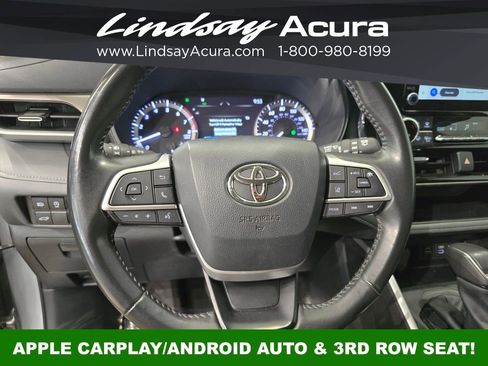Used 2024 Toyota Highlander LE image 14