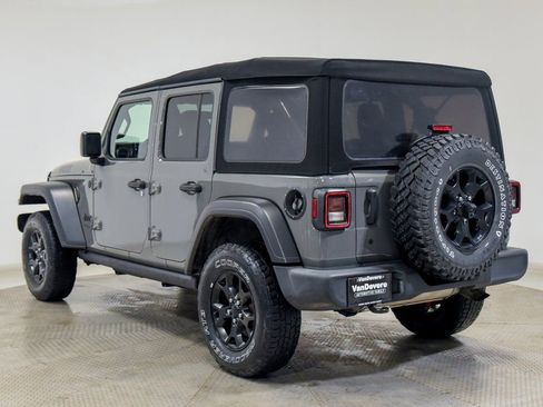 Used 2021 Jeep Wrangler Unlimited Sport AWD/4WD image 12