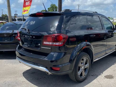 Used 2014 Dodge Journey Crossroad w/ Flexible Seating Group image 7