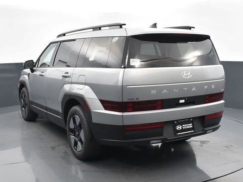 Used 2025 Hyundai Santa Fe SEL image 5