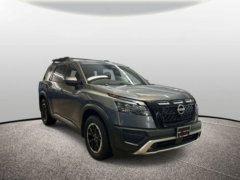 Used 2025 Nissan Pathfinder Rock Creek AWD/4WD image 8