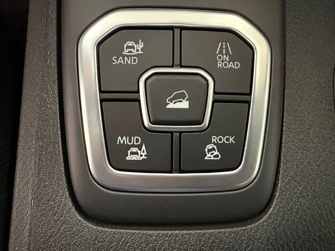 New 2026 Nissan Frontier PRO-4X image 30