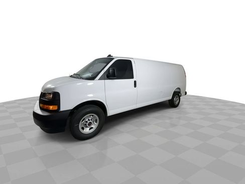 New 2025 GMC Savana 2500 Extended w/ Driver Convenience Package image 4