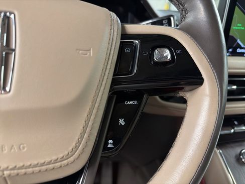 Used 2022 Lincoln Aviator Reserve w/ Equipment Group 201A AWD/4WD image 18