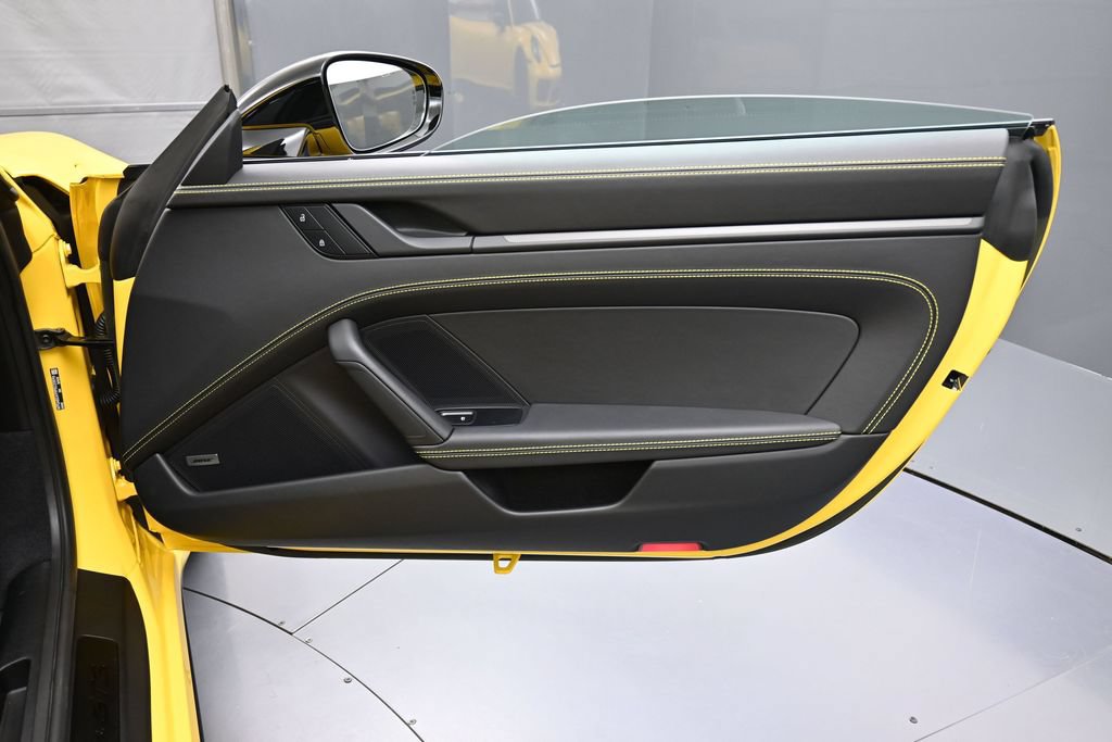 Certified 2023 Porsche 911 Carrera GTS RWD image 25