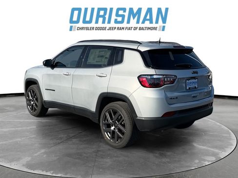 New 2026 Jeep Compass Latitude image 4