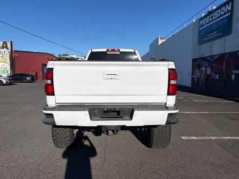 Used 2018 GMC Sierra 3500 SLT w/ Duramax Plus Package AWD/4WD image 6