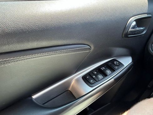 Used 2014 Dodge Journey SXT w/ Quick Order Package 22C FWD image 27