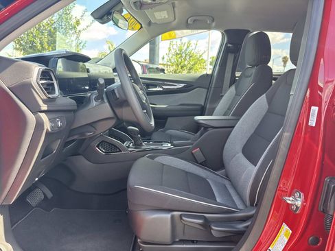 Used 2026 Chevrolet TrailBlazer LT w/ LPO, Blackout Package image 21