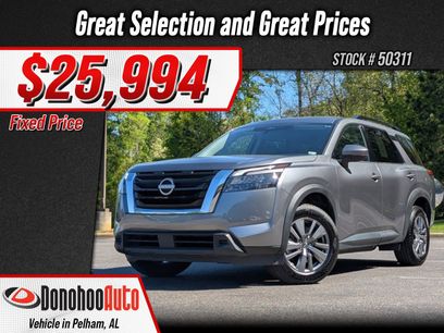 Used 2024 Nissan Pathfinder SV