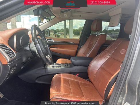 Used 2012 Jeep Grand Cherokee Overland Summit AWD/4WD image 9
