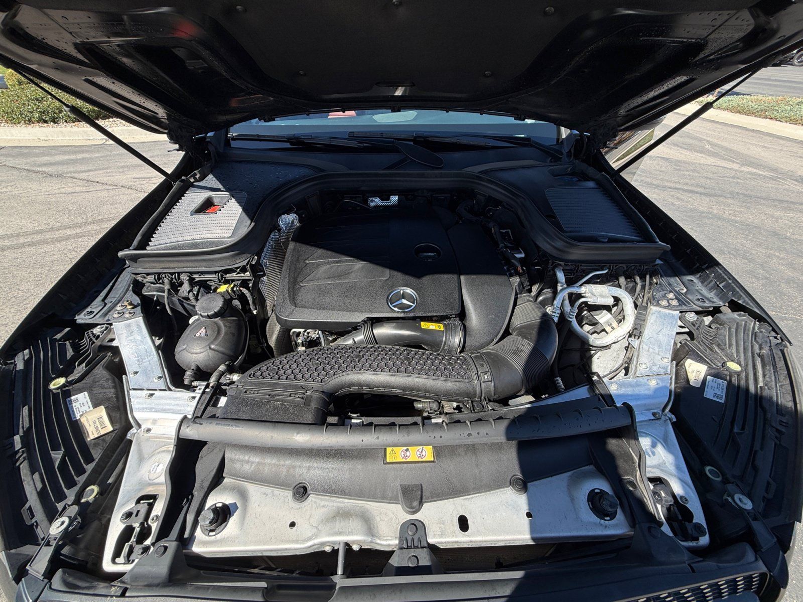 Used 2021 Mercedes-Benz GLC 300 4MATIC image 21