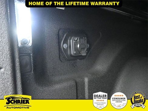 Used 2018 RAM 2500 Big Horn w/ Sport Appearance Group image 38