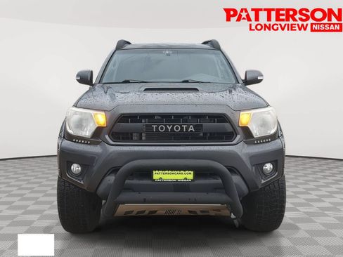 Used 2015 Toyota Tacoma 4x4 Double Cab w/ TRD Sport Package image 3