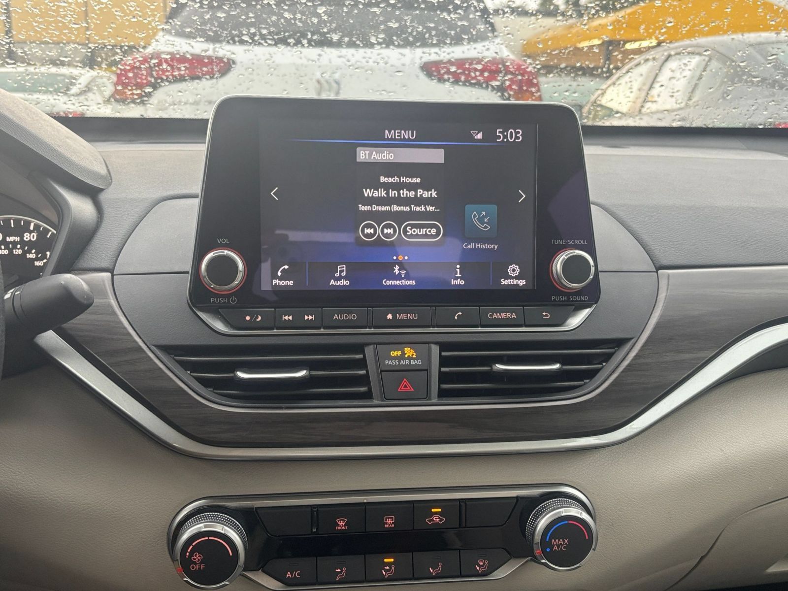 Used 2025 Nissan Altima 2.5 SV FWD image 16