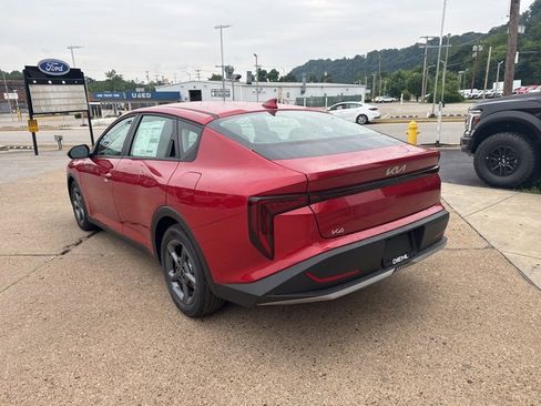 New 2025 Kia K4 LXS image 5