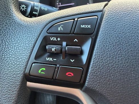 Used 2017 Hyundai Tucson SE w/ Cargo Package FWD image 12
