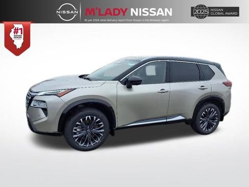 New 2025 Nissan Rogue Platinum w/ Tech Package image 4