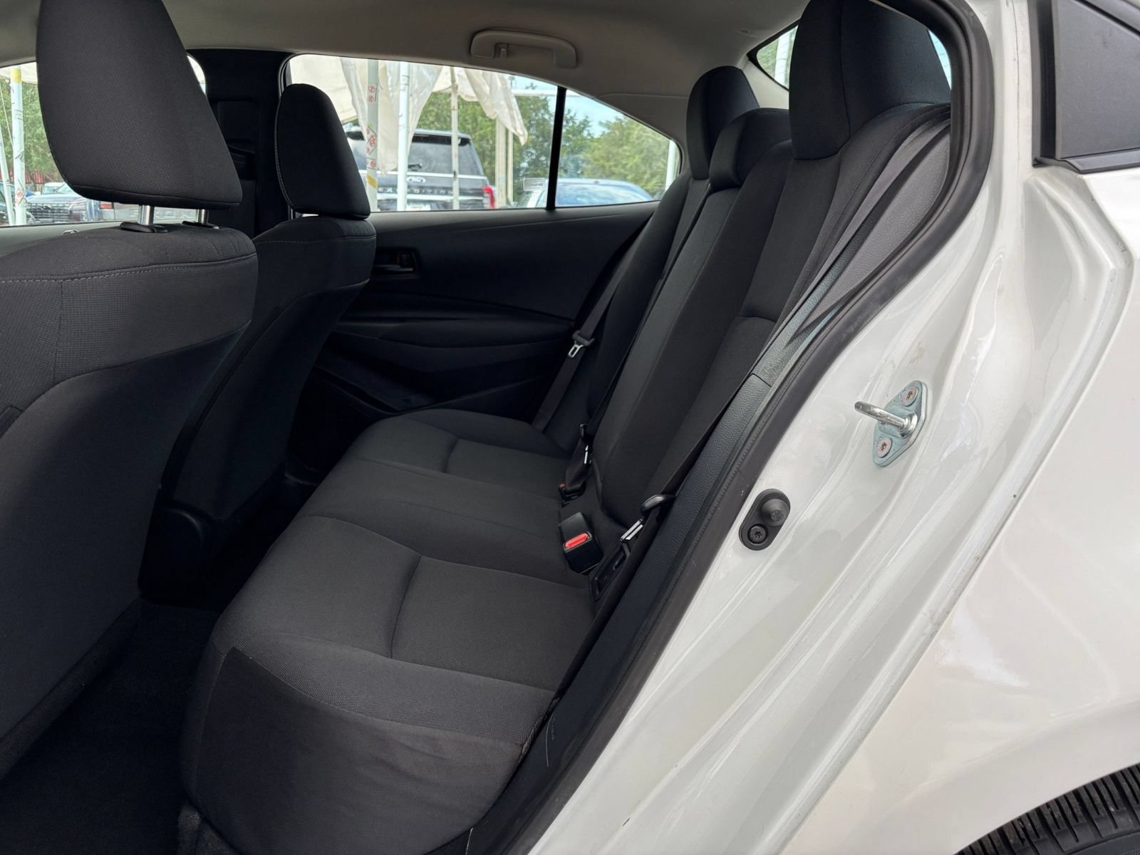 Used 2025 Toyota Corolla LE FWD image 22