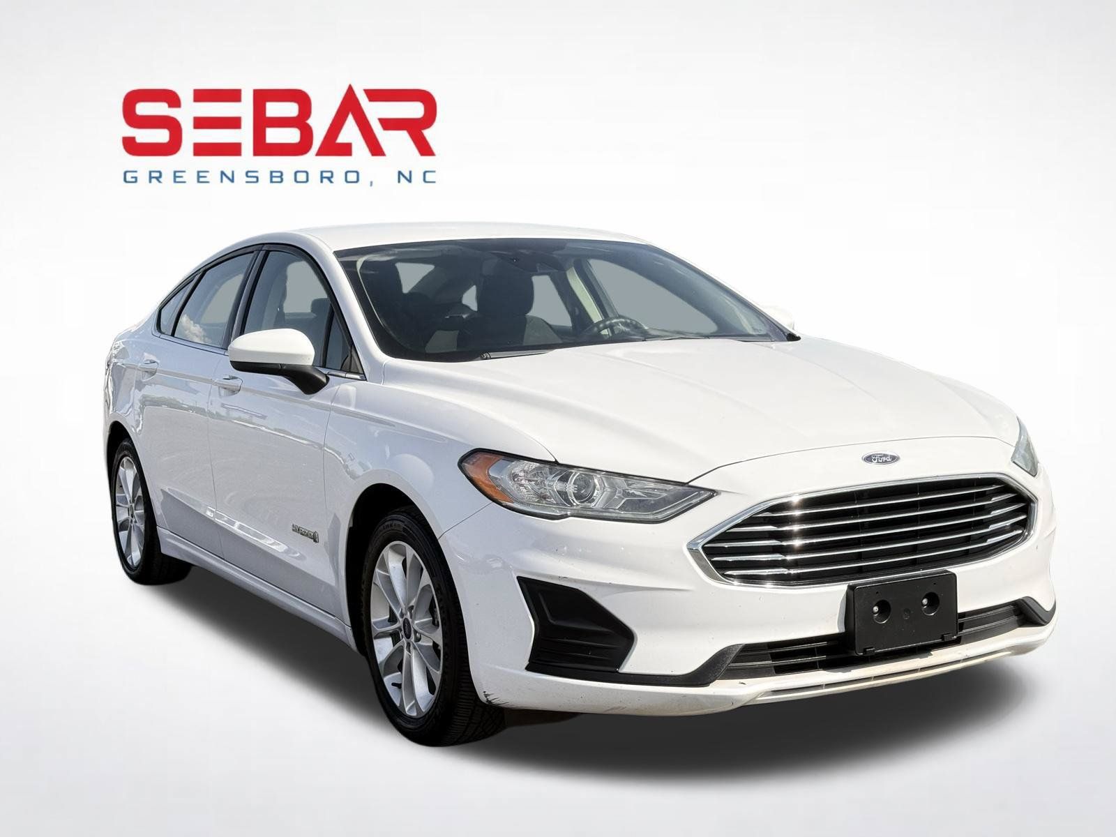 Used 2019 Ford Fusion SE FWD image 3