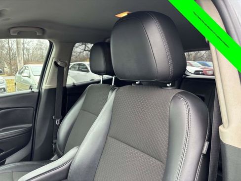 Used 2018 Buick Encore Preferred image 6