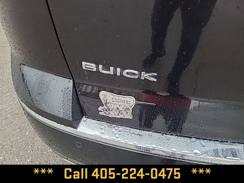 Used 2017 Buick Enclave Leather image 6