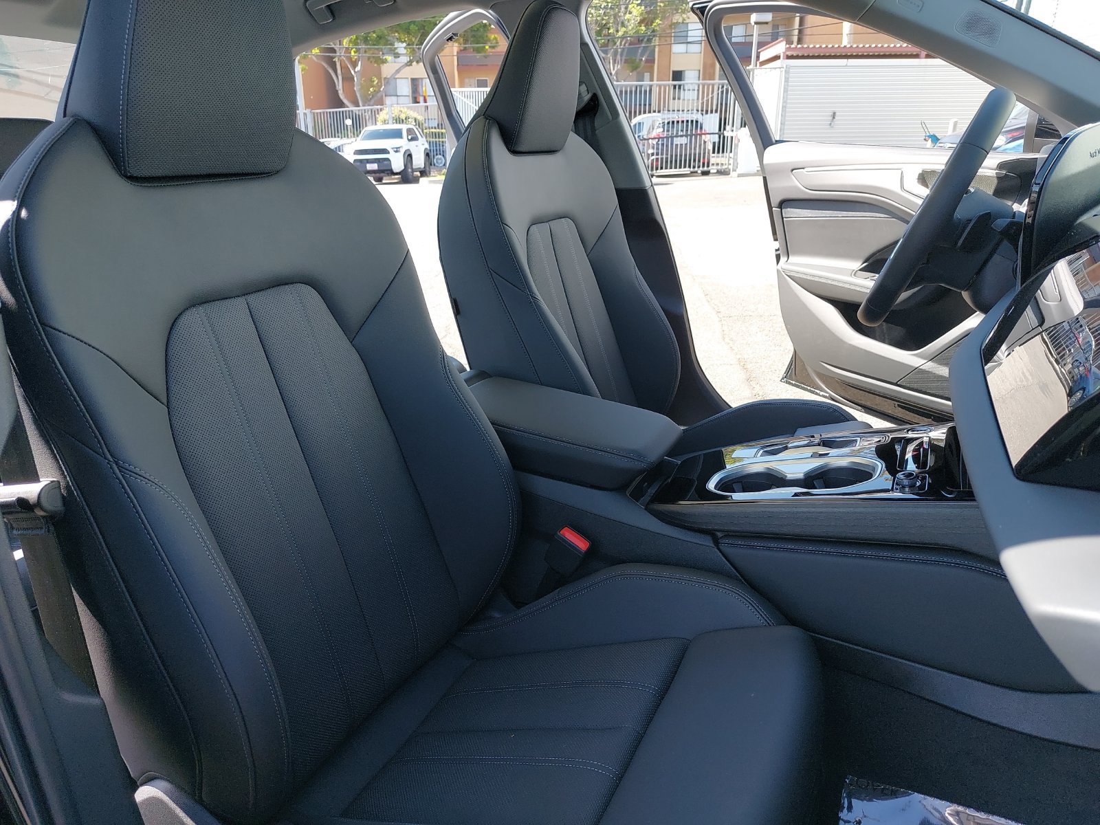 New 2026 Audi A6 Premium Plus AWD/4WD image 10
