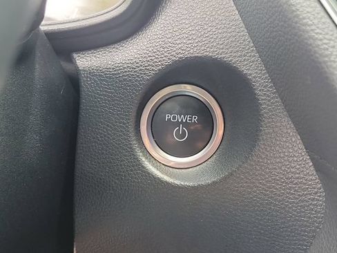 Used 2023 Toyota Corolla Cross AWD Hybrid image 28