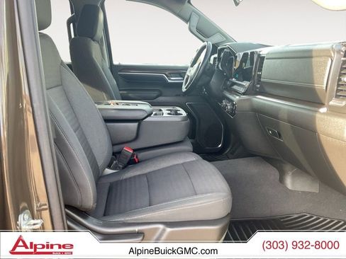 Used 2023 Chevrolet Silverado 1500 LT image 15