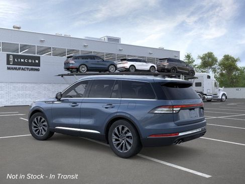 New 2026 Lincoln Aviator 2WD image 4