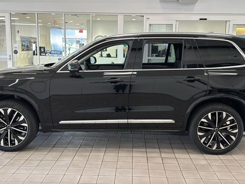 New 2026 Volvo XC90 T8 Ultra w/ Lounge Package AWD/4WD image 8