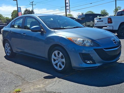 Used 2010 MAZDA MAZDA3 i Sport FWD image 3