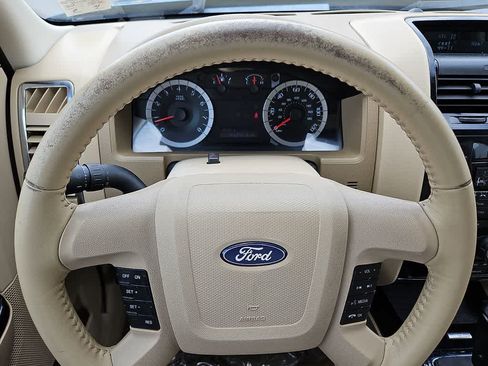 Used 2011 Ford Escape Limited w/ 302A Rapid Spec Order Code FWD image 19