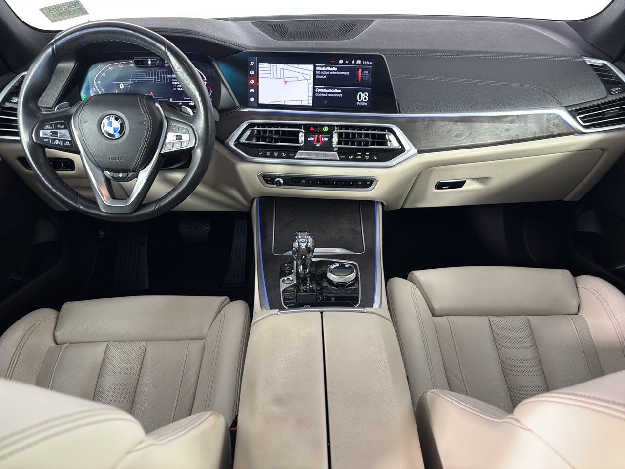 Used 2022 BMW X5 sDrive40i w/ Executive Package RWD image 17
