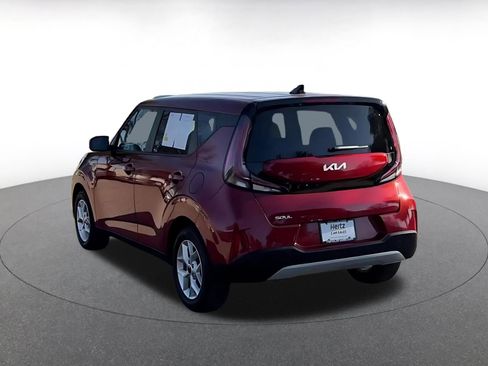 Used 2025 Kia Soul LX w/ LX Technology Package image 11