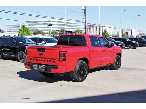 New 2026 Nissan Frontier SV image 4