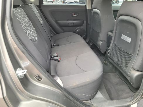 Used 2011 Kia Soul + w/ Audio Pkg FWD image 18