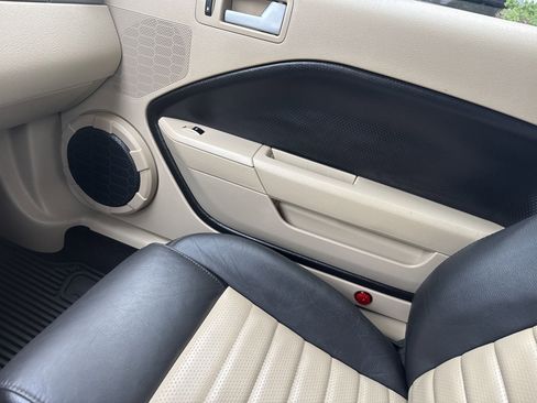 Used 2007 Ford Mustang GT Premium image 33