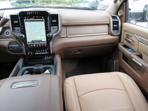 Used 2021 RAM 2500 Limited AWD/4WD image 15